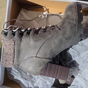 BAMBOO Grey Block Heel Bootie Size 8.5